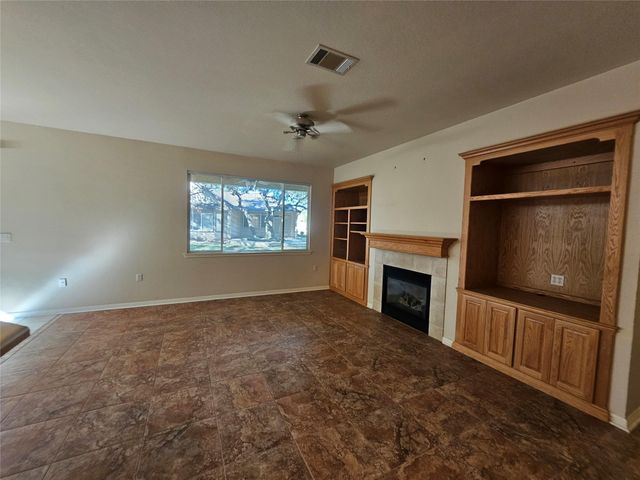 211 Red Poppy TRL, Georgetown, TX 78633