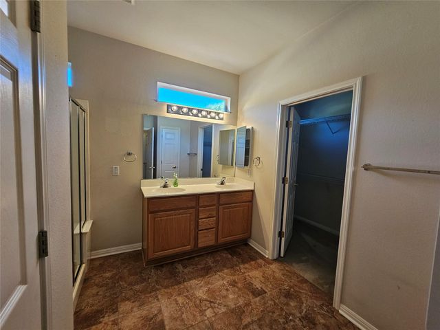 211 Red Poppy TRL, Georgetown, TX 78633