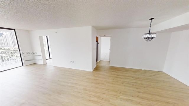 210 174th St 1918, Sunny Isles Beach, FL 33160