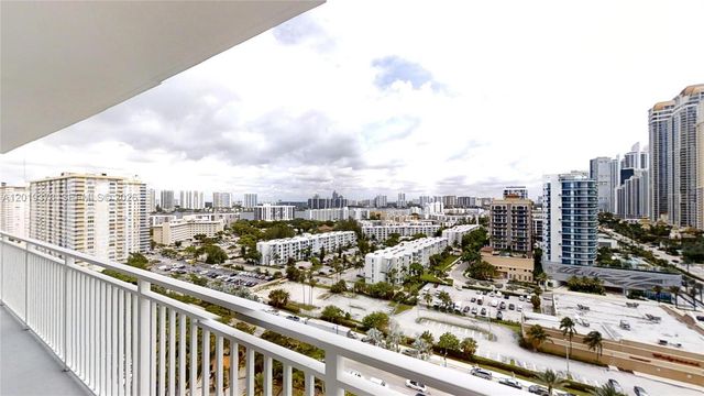 210 174th St 1918, Sunny Isles Beach, FL 33160