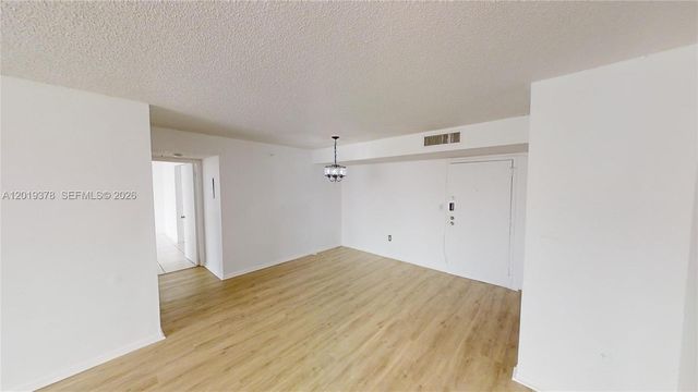 210 174th St 1918, Sunny Isles Beach, FL 33160