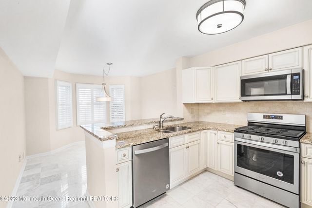 12 Mckinley Drive, Ocean Twp, NJ 07712