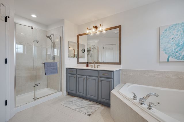 10203 Hunter Trail, Huntley, IL 60142