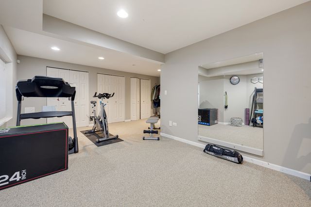 10203 Hunter Trail, Huntley, IL 60142