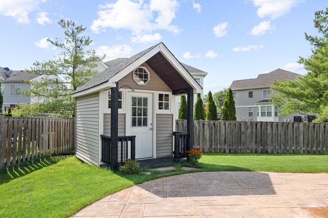 10203 Hunter Trail, Huntley, IL 60142