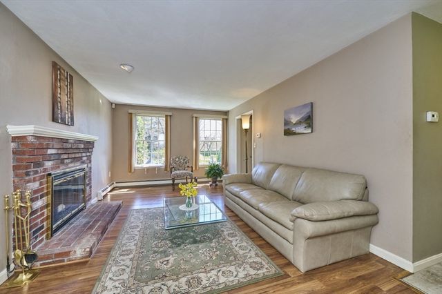 70 Harrington Rd, Framingham, MA 01701