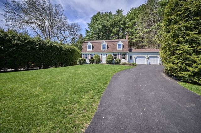 70 Harrington Rd, Framingham, MA 01701