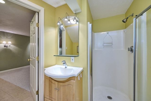 70 Harrington Rd, Framingham, MA 01701