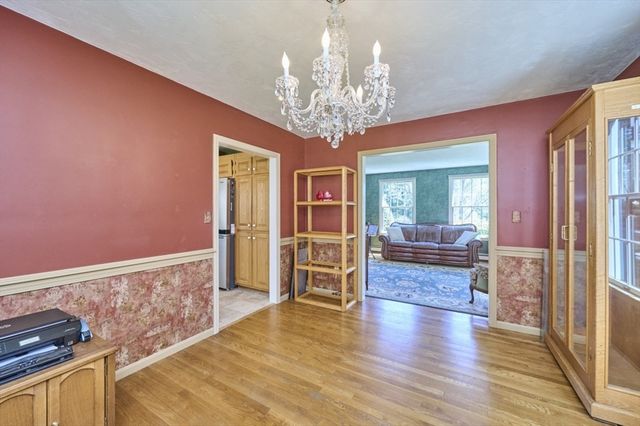 70 Harrington Rd, Framingham, MA 01701