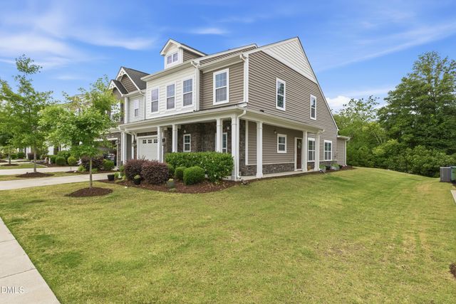 545 Barneswyck Drive, Fuquay Varina, NC 27526