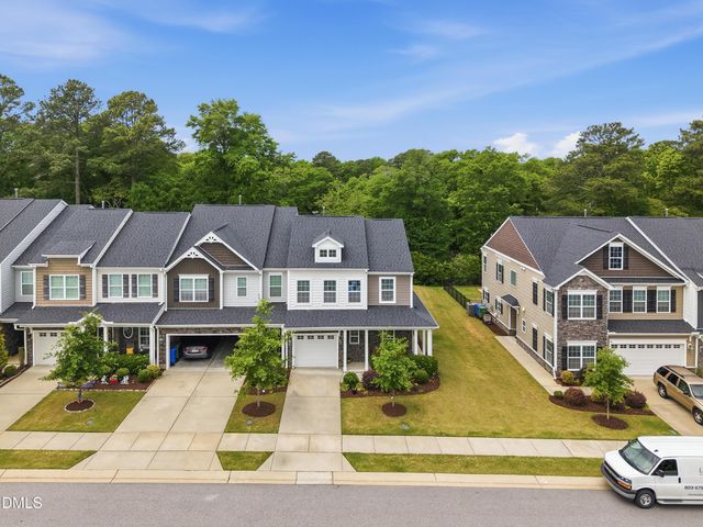 545 Barneswyck Drive, Fuquay Varina, NC 27526