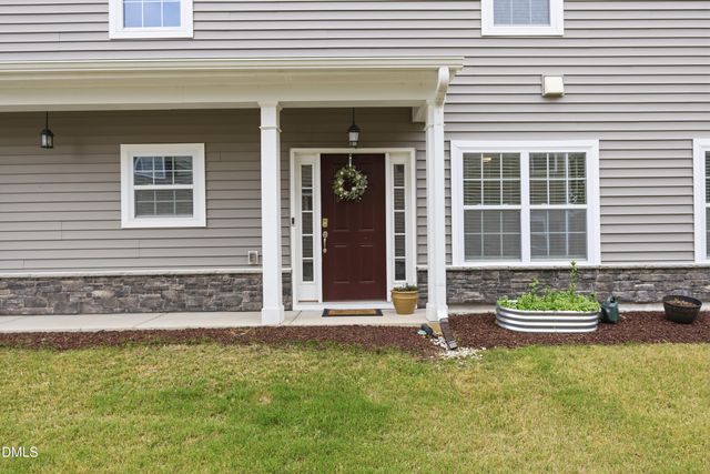 545 Barneswyck Drive, Fuquay Varina, NC 27526