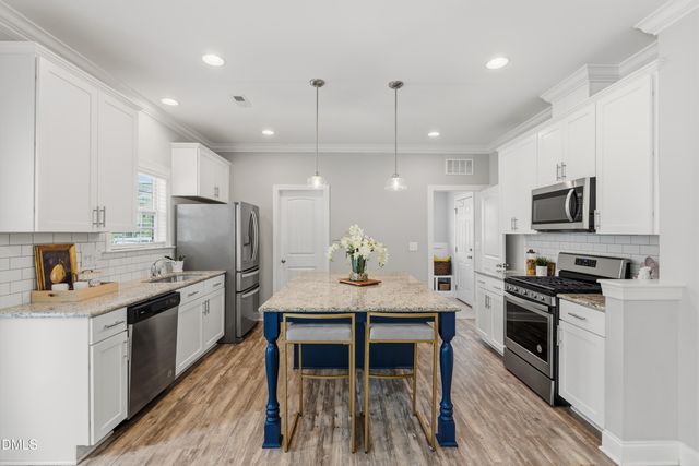 545 Barneswyck Drive, Fuquay Varina, NC 27526