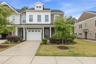 545 Barneswyck Drive, Fuquay Varina, NC 27526