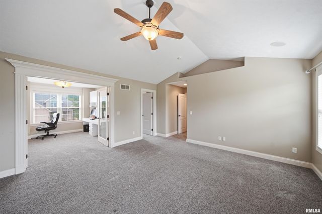 4110 W ANNBRIAR Drive, Peoria, IL 61615