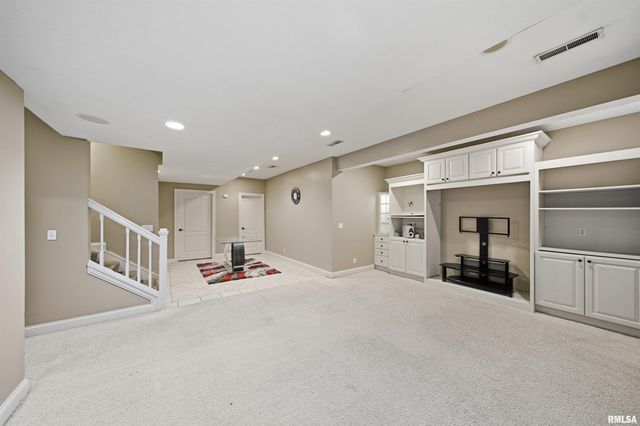 4110 W ANNBRIAR Drive, Peoria, IL 61615