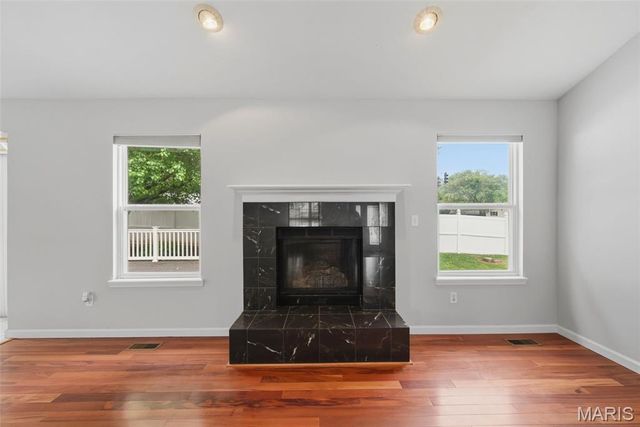 1917 Williamstown Drive, St Peters, MO 63376