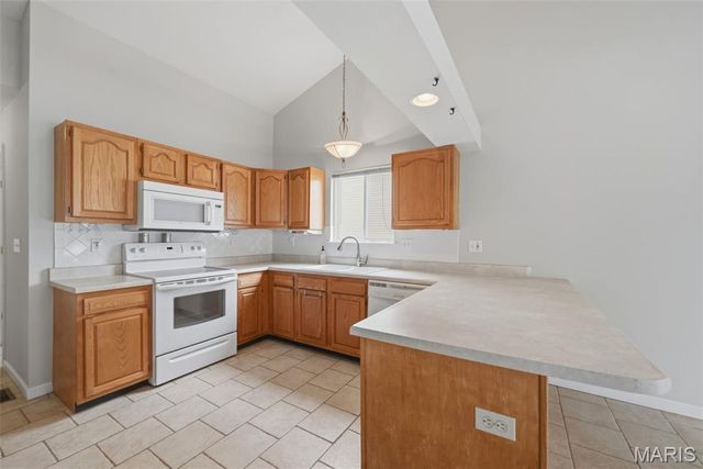 1917 Williamstown Drive, St Peters, MO 63376