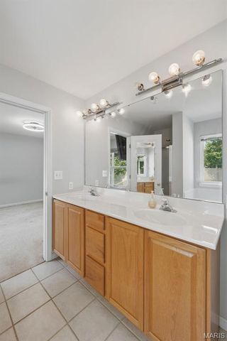 1917 Williamstown Drive, St Peters, MO 63376