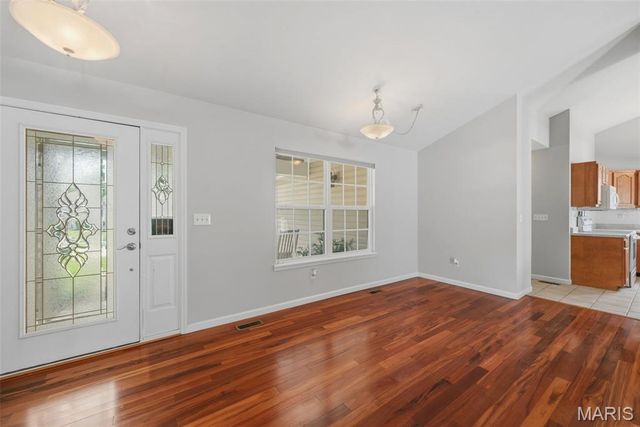 1917 Williamstown Drive, St Peters, MO 63376