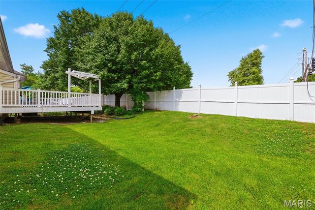 1917 Williamstown Drive, St Peters, MO 63376