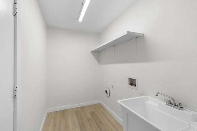 1002 Wembley Road, Arlington, TX 76014