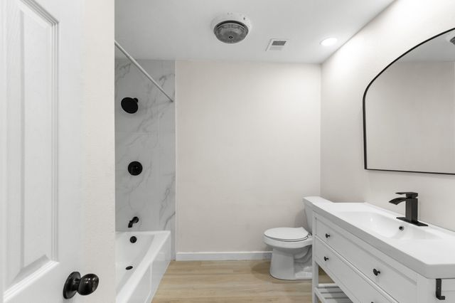 1002 Wembley Road, Arlington, TX 76014