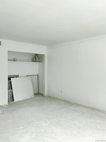 22100 Dante Street, Oak Park, MI 48237