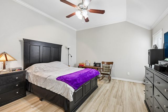 117 Brook Hollow Lane, Red Oak, TX 75154