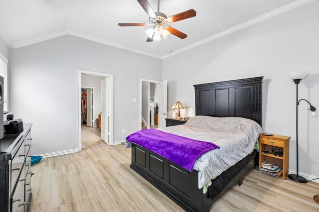 117 Brook Hollow Lane, Red Oak, TX 75154