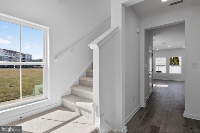 304 CLEMENT LOOP, Salisbury, MD 21804
