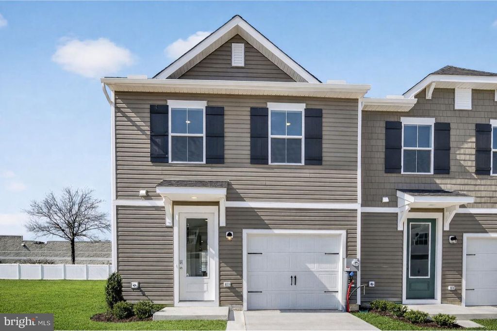 304 CLEMENT LOOP, Salisbury, MD 21804