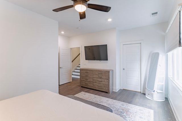 1009B Southside Ave B, Nashville, TN 37203