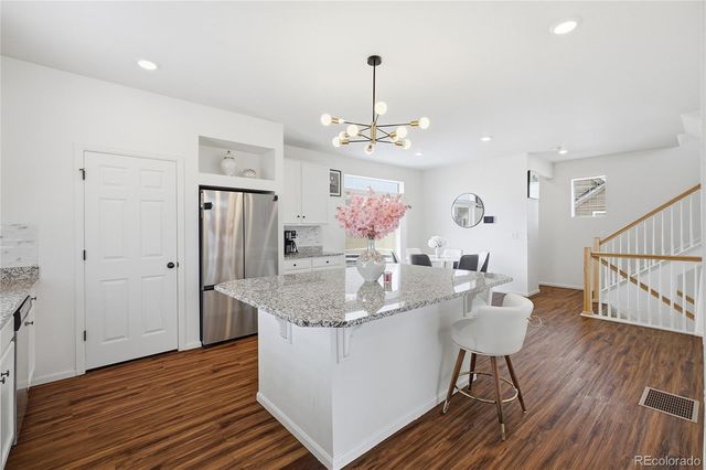 4003 N Quatar Court, Aurora, CO 80019