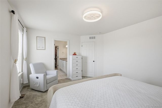 4003 N Quatar Court, Aurora, CO 80019