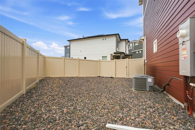 4003 N Quatar Court, Aurora, CO 80019