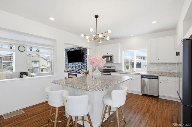 4003 N Quatar Court, Aurora, CO 80019