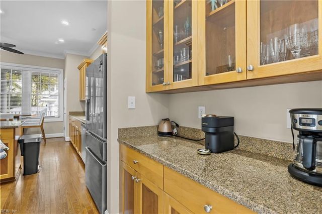 129 Riverview AVE, Portsmouth, VA 23704