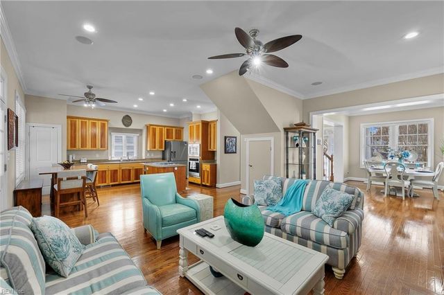 129 Riverview AVE, Portsmouth, VA 23704