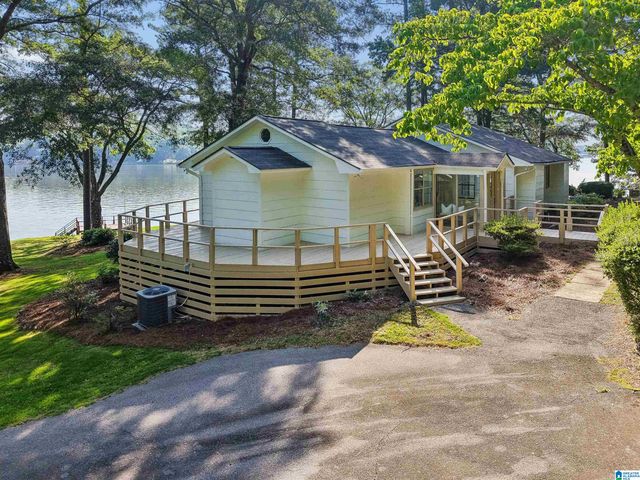 706 BERKLEY DRIVE, Pell City, AL 35128
