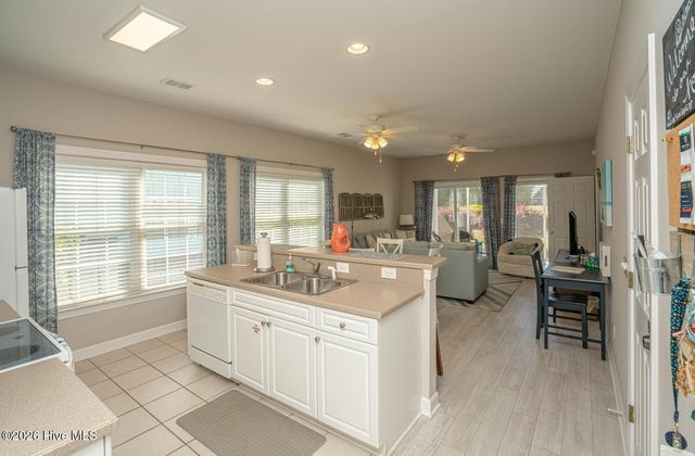 140 Avian Drive Apt 3701, Sunset Beach, NC 28468