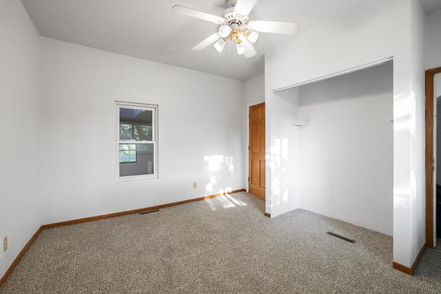 412 Prairie Avenue, Faribault, MN 55021