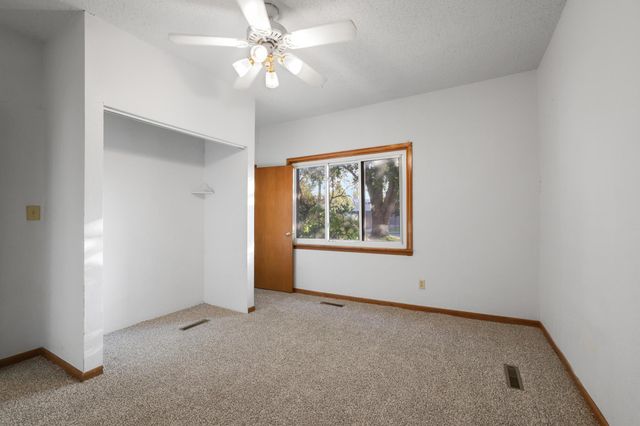 412 Prairie Avenue, Faribault, MN 55021