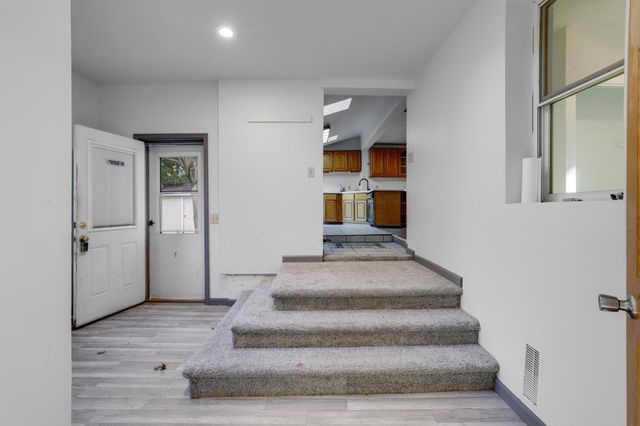412 Prairie Avenue, Faribault, MN 55021