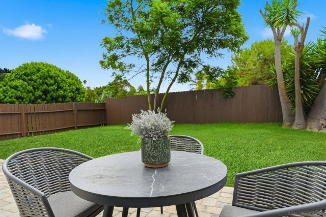 2610 Chestnut Ave, Carlsbad, CA 92010