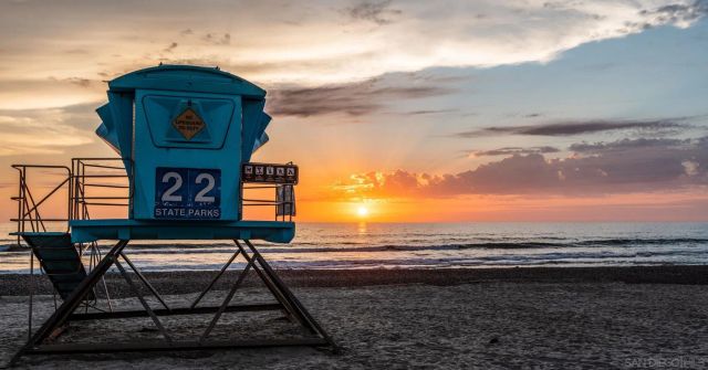 2610 Chestnut Ave, Carlsbad, CA 92010
