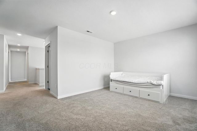 530 Hemingway Avenue, Lithopolis, OH 43136