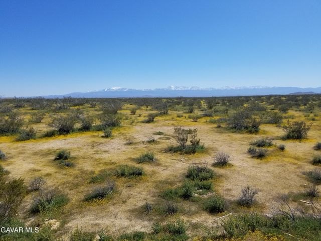 Vic Avenue F & 225th St. East, Lancaster, CA 93535