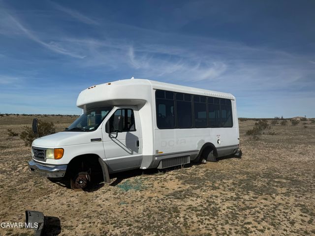 Vic Avenue F & 225th St. East, Lancaster, CA 93535