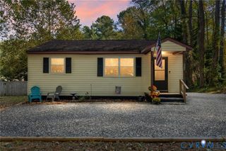 8834 Diascund Rd, Lanexa, VA 23089